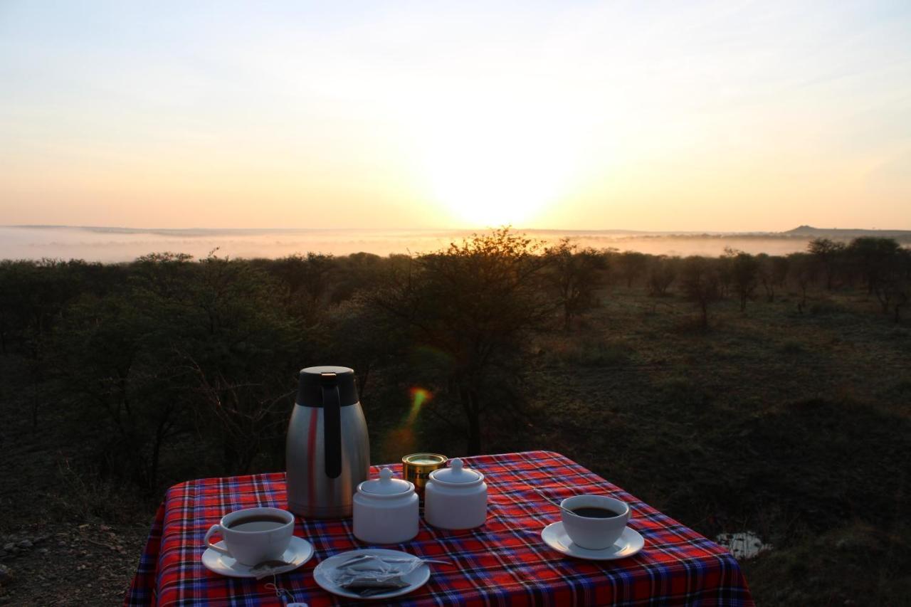 Osero Serengeti Luxury Tented Camp Banagi Экстерьер фото